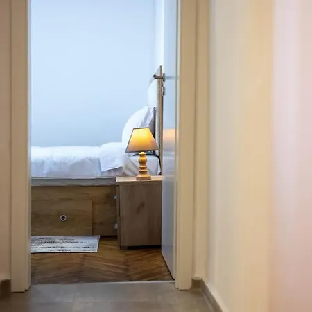 Epoque - Free Parking Apartment